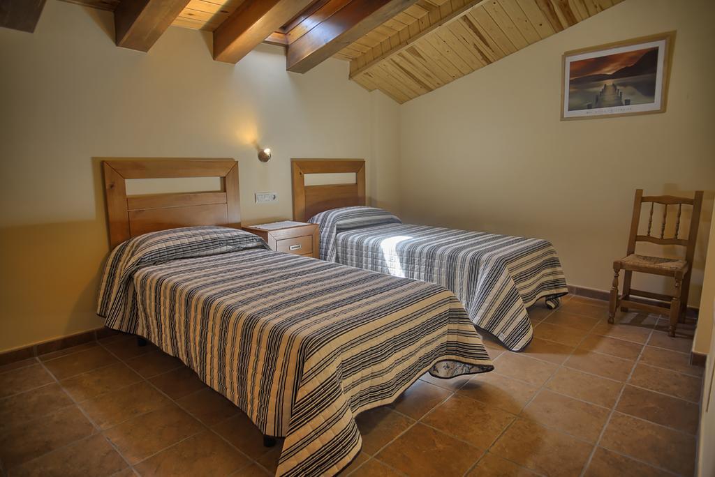 Apartamentos Casa Riu Sahun Værelse billede